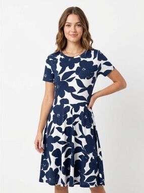 HUHOT Navy & White Floral Fit & Flare Dress - Size L spring summer new